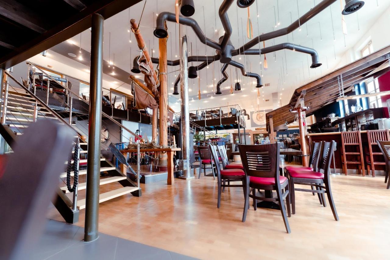 Restaurant Und Pension Alberthafen 德累斯顿 外观 照片