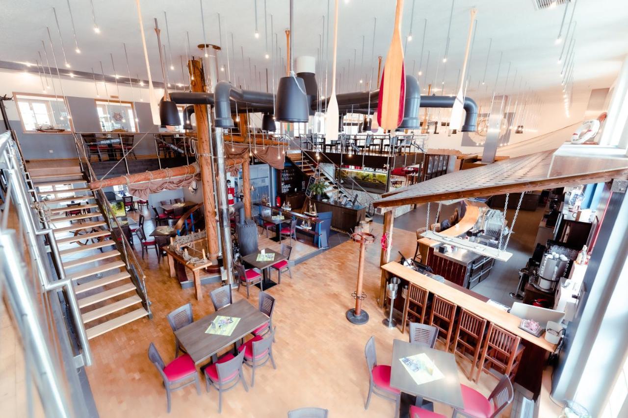 Restaurant Und Pension Alberthafen 德累斯顿 外观 照片